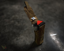 Load image into Gallery viewer, Flashlight/TQ Pouch